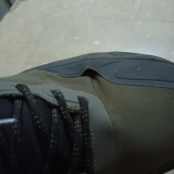 Dockers Ayakkabı FLO’da Su Geçirmez Ayakkabının Yapışkan Sorunu Kullanıcı Hatası Olarak Reddedildi
