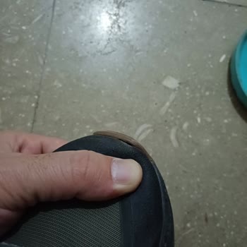 Dockers Ayakkabı FLO’da Su Geçirmez Ayakkabının Yapışkan Sorunu Kullanıcı Hatası Olarak Reddedildi