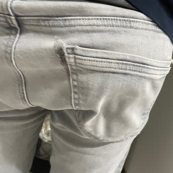 Mavi Pantolon Ceplerinde Üretim Hatası
