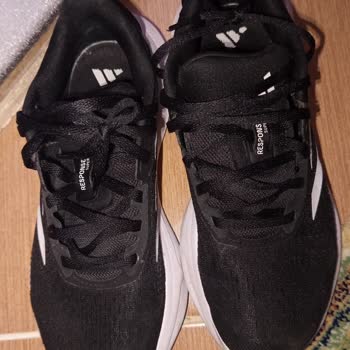 Adidas Ayakkabısındaki Açılma Sorunu Ve Mağaza İlgisizliği