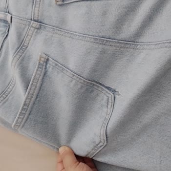 Mavi Kot Pantolonun Üretim Hatası Nedeniyle Erken Yırtılması Ve İade Talebi