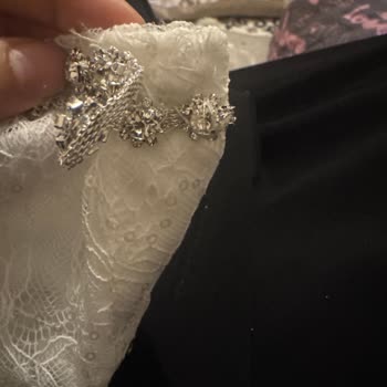 Moda Butik'ten Aldığım Dantelli Takım Görünüşle Uyuşmuyor Ve İade Reddedildi