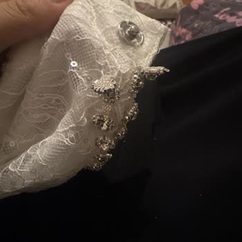 Moda Butik'ten Aldığım Dantelli Takım Görünüşle Uyuşmuyor Ve İade Reddedildi