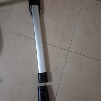 Philips SpeedPro Max 7000 Şarjlı Dikey Süpürge Parça Kırılması Ve Garanti Talebi