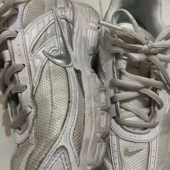 Nike Initiator Ayakkabısının Dikiş Açılması Ve Değişim Talebi