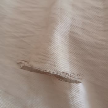 DeFacto Elbisemde Kısa Sürede Kumaş Ayrılması Ve İade Talebi