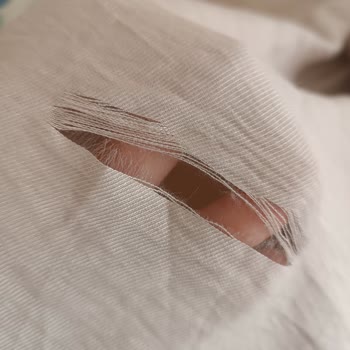DeFacto Elbisemde Kısa Sürede Kumaş Ayrılması Ve İade Talebi