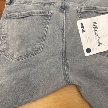 Mavi Jeans Ürünlerinde 6 Ayda Aşırı Aşınma Ve Renk Solması Garanti Cevabı Yetersiz