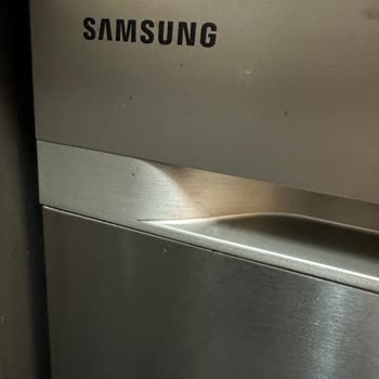 Samsung Bulaşık Makinesinin Alt Sepeti Erken Paslanma Ücretsiz Değişim Talebi