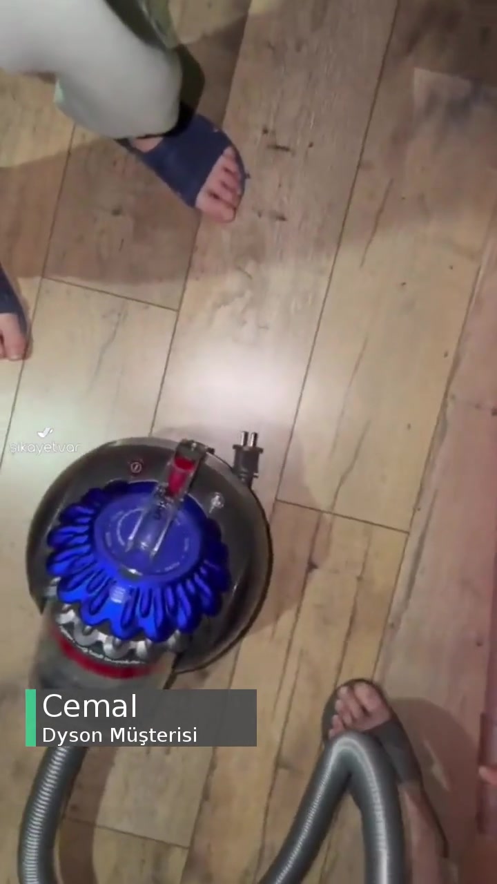 Dyson Süpürge Sorunu Ve Devamındaki Akıl Almaz Tutum! videonun kapak resmi