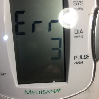 Yeni Pil Sonrası Medisana Tansiyon Aletinde ERR 3 Hatası Ve Ölçüm Yapılamıyor