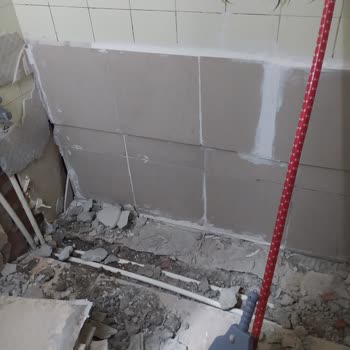 İzmit’te Kaçak Bulunmadığına Rağmen Belgesiz 4 Bin TL Ücret Talep Eden Tesisat Firması