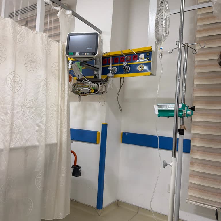 Buca Seyfi Demirsoy Hastanesi Acil Serviste Hijyen Eksikliği Ve Personel Davranışları Şikayet Edildi