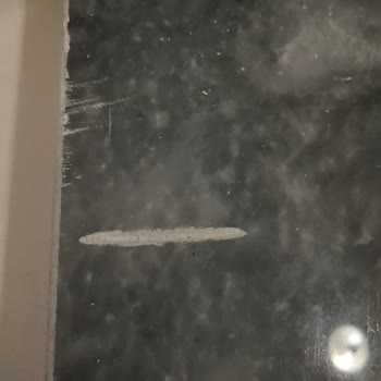 Zümrüt Çelik Kapı’da Hatalı Montaj Ve Çizik Sorunları Kapı Kapanmıyor
