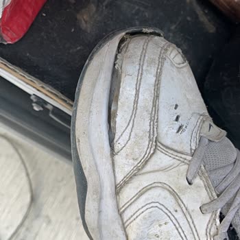 Nike Ayakkabısının Üretim Kusuru Nedeniyle Deforme Olması Ve İade Talebinin Reddedilmesi
