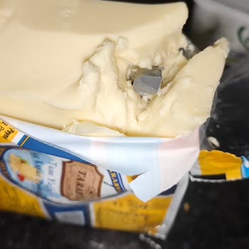A101 Karaisalı Şubesinden Alınan Kaşar Peynirinde Plastik Parça Tespiti