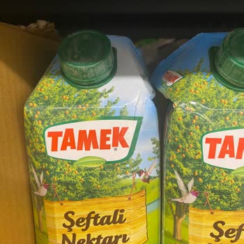 A101 Şubesinde Meyve Suyu Tozlu Ve Hijyen Eksikliği, Personelin İlgisiz Tutumu