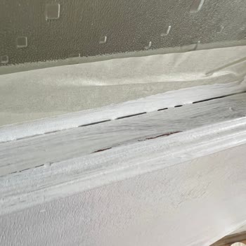 Yanlış Astar Tavsiyesi Ve Boya Kalitesi Nedeniyle Kapıların Bozulması