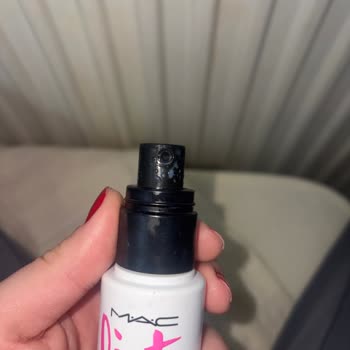 Kırık Kapaklı Fix Plus Spreyi Ve Mağazanın Çözüm Sunmaması