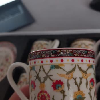 Karaca Züccaciye Garanti Süresi İçinde Kullanılmamış Defolu Fincan Takımına İade Engeli
