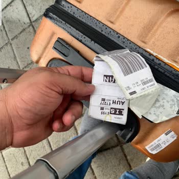 Etihad Airways Damaged My Suitcase During Flight To Lisbon