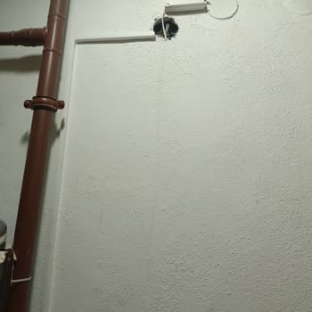 Kablolar Düzensiz Ve Tehlikeli Bırakıldı, Acil Güvenli Montaj Talebi