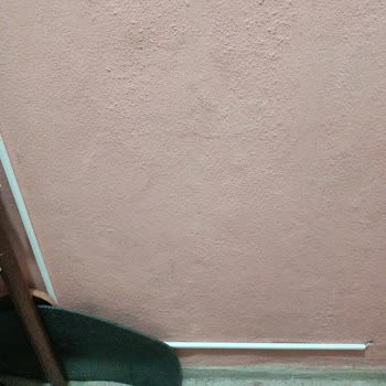 Kablolar Düzensiz Ve Tehlikeli Bırakıldı, Acil Güvenli Montaj Talebi