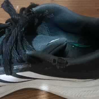 Adidas Ayakkabısında Erken Aşınma Ve Garanti Reddi