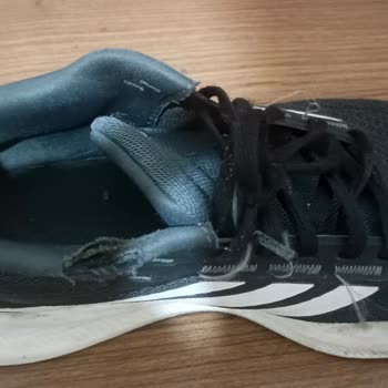 Adidas Ayakkabısında Erken Aşınma Ve Garanti Reddi