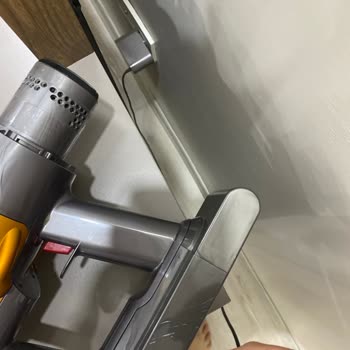 Dyson V15 Şarj Kablosu Ve Adaptör Sorunu Garanti Dışı Ücretli Değişim Talebi