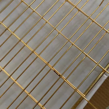 Gold Servis Setindeki Paslanma Ve Boya Dökülmesi, İade Sorunu Ve Hediye Çeki Talebi