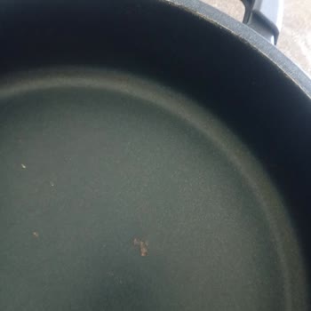 Granit Tava Taban Soyulması Ve Müşteri Hizmetlerine Ulaşılamaması