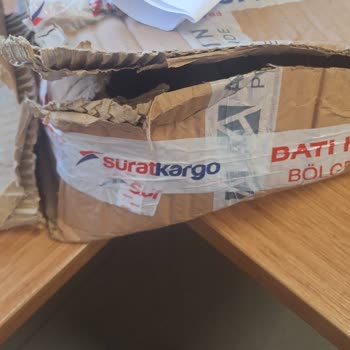 Eve Hasarlı Ve Eksik Kozmetik Ürünlerde Kargo Hatası, Müşteri Hizmetleri Çözüm Sunmadı