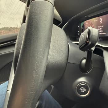 Yeni Skoda Octavia’da Direksiyon Çatlağına 68 Bin TL Ücret Talebi Ve Garanti Reddi