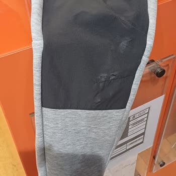 Nike Eşofman Altı Üç Kullanım Sonrası Parçalanması Ve İade Talebi