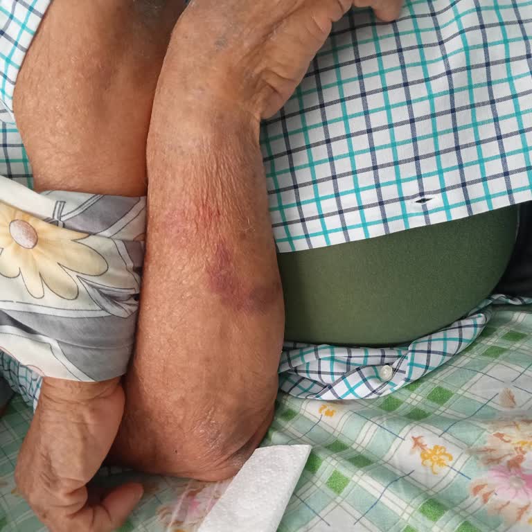 Karaman Otobüsünde Yaşlı Yolcunun Düşmesi Sonrası Şoförün Umursamaz Tutumu