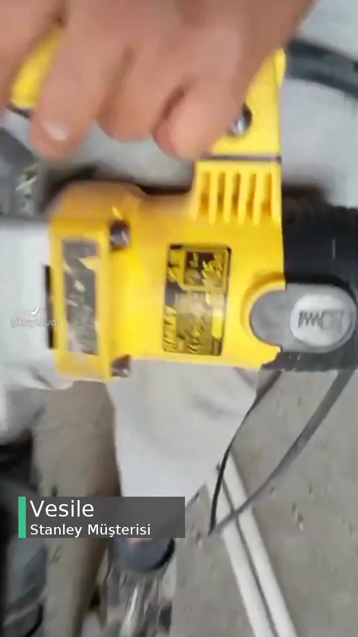 Stanley Kırıcı Elimizde Patladı videonun kapak resmi