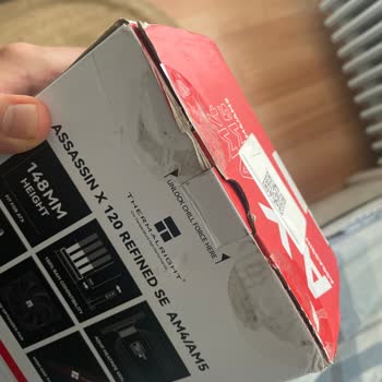 Kullanılmış Ve Hasarlı Ürün Gönderildi, Canlı Destek Yok, Acil Değişim Talebi