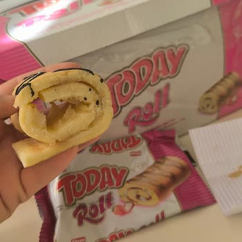 Yanıltıcı Ambalaj: Çilek Kremalı Görünen Ürün Boş Kek