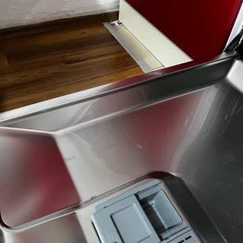 Altus Bulaşık Makinesinde Kapağındaki Su Kabarcıkları Sorunu Ve Değişim Talebi