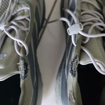 Adidas Ultrabost 5 Üst Köşe Deformasyonu Ve Kullanıcı Hatası İddiası