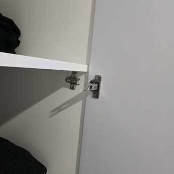 Mobaş’tan 6 Sandalye Teslimi İçin Sürekli Gecikme Ve İletişimsizlik