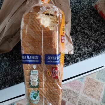 Getir Mağazasından Gelen Tost Ekmeğinde Hijyen İhlali
