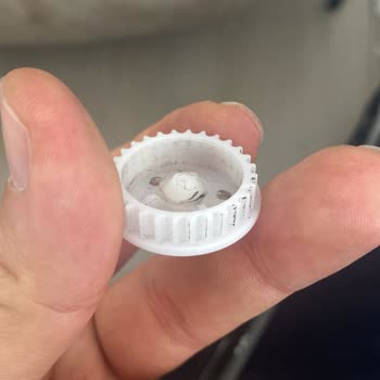 Arnica Solara Süpürgemde Kırılan Dişli Nedeniyle Yeni Başlık Almak Zorunda Bırakılmam