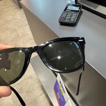 Atasun Optik Akbatı Şubesinde Rayban Gözlüğüm Çizildi Ve Sap Kırıldı, Yetkililer Kaba Davrandı