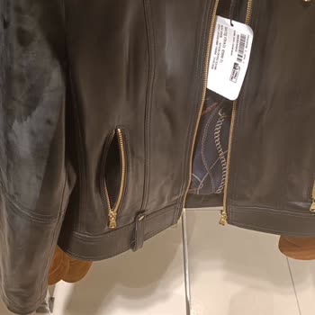 Yeni Deri Montta Renk Bozukluğu Ve İade Talebi