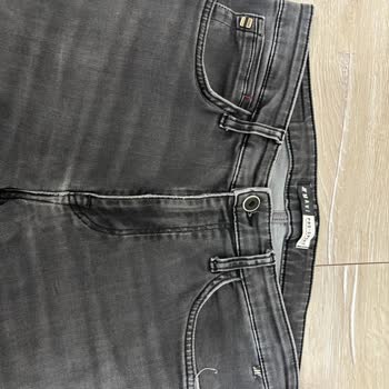 Ayıplı Mavi Jean'de Renk Solması Ve Değişim Talebi