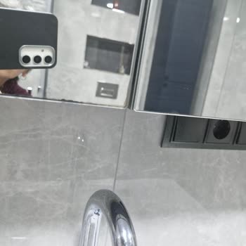 Vitra Banyodaki Aynam Çabuk Kararıyor, Garanti Kapsamında Çözüm Talebi