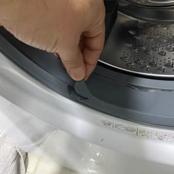 Arçelik'te Garanti Kapsamı Dışı Körük Lastiği Değişim Talebi Ve Üslup Şikayeti