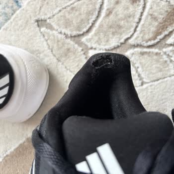 Adidas Ayakkabılarında Hızlı Yırtılma Ve İade Reddi